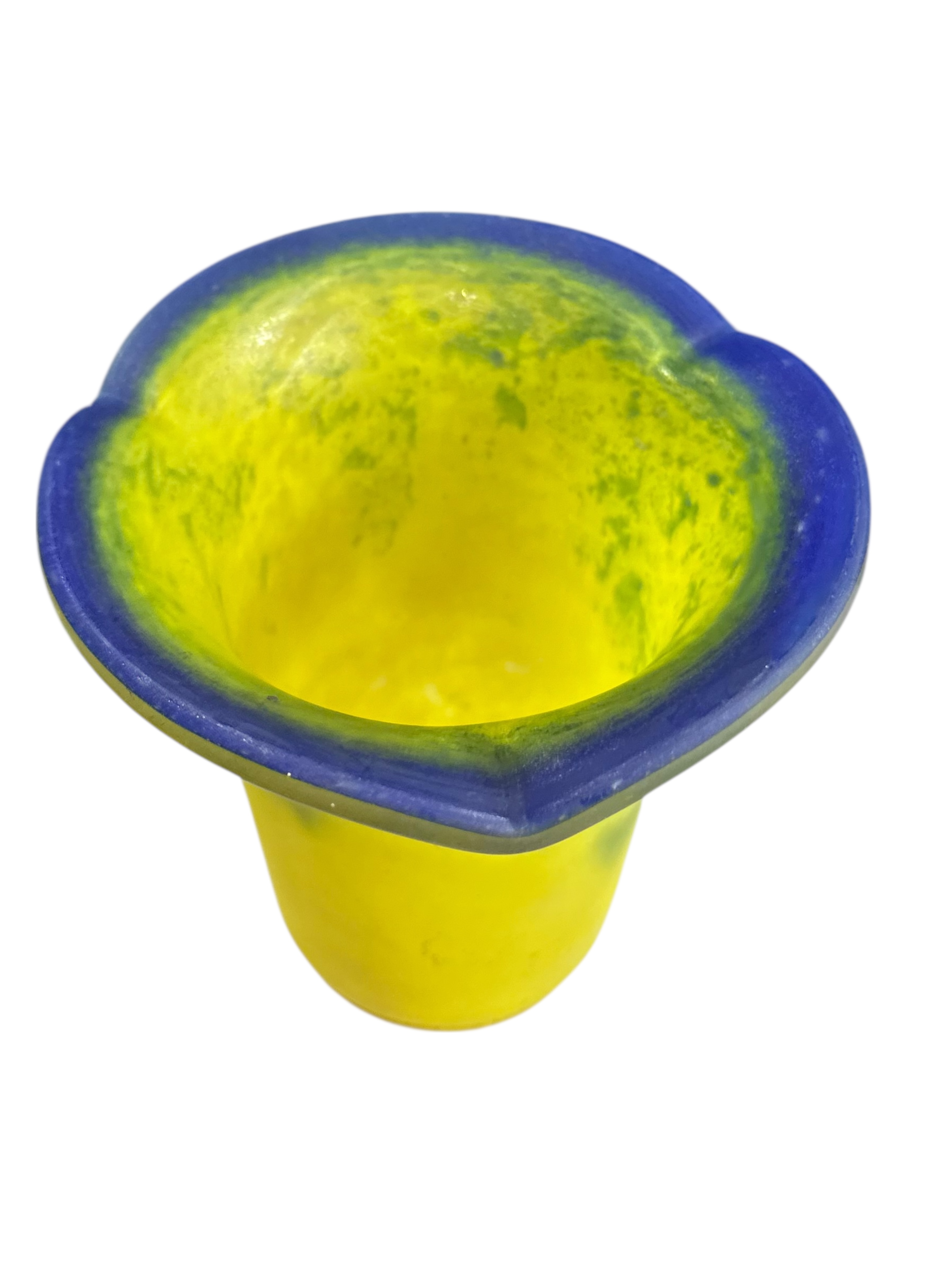 אהיל זכוכית צרפתי ארט-נובו